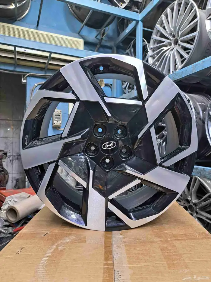 جنوط هونداي سنتافي مقاس20 موديل 2023 اصليه وكاله 1