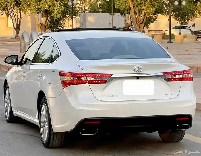 تويوتا افالون 2015Lmit فل سعودي 10