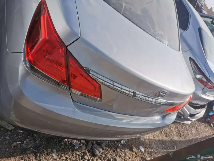 قطع غيار افالون 2012 وكامري 2024 فضي 2