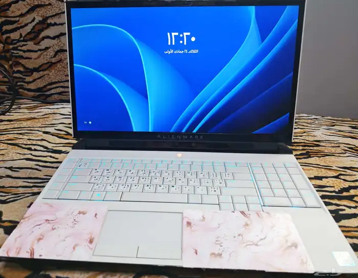 لاب توب ديل مواصفات عاليه بحالة ممتازة 0