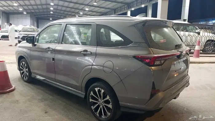 تويوتا فيلوز 2025 GLX فل كامل 2