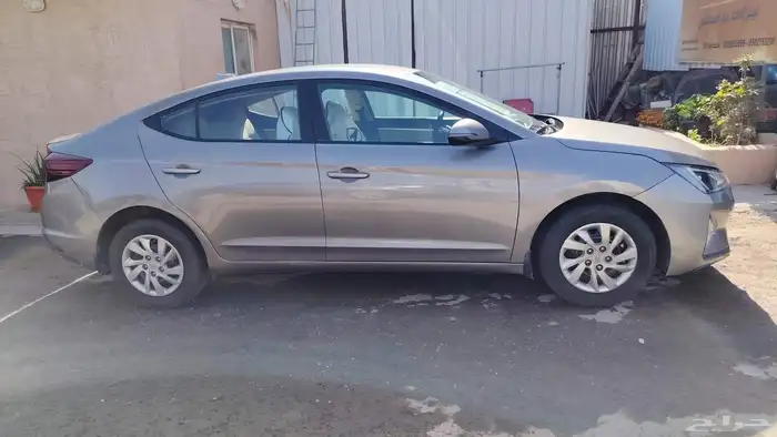 قطع غيار مستعمل هونداي النترا 2019 و 2020 4