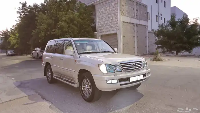 للبيع جيب لكزس 2006 فل كامل 3