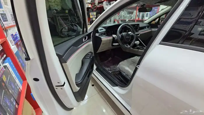 ليد داخلي كيا5 2023 6