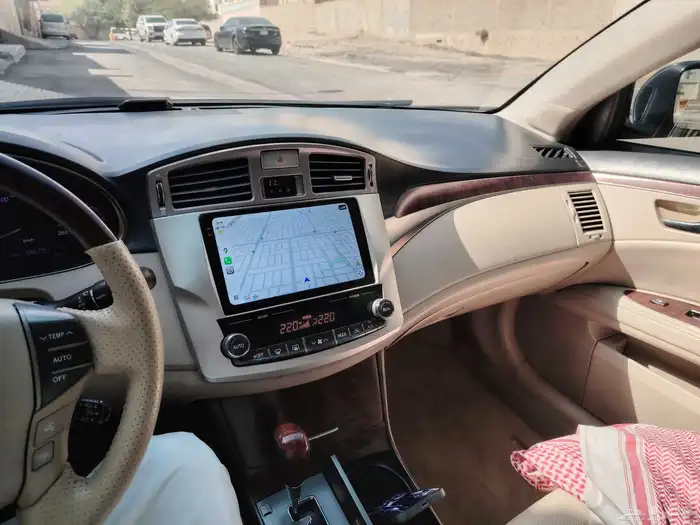 للبيع تويوتا افالون ليمتد2011 13