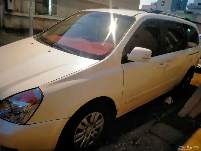 كيا كرنفال 2015 رقم صاحب السياره 1