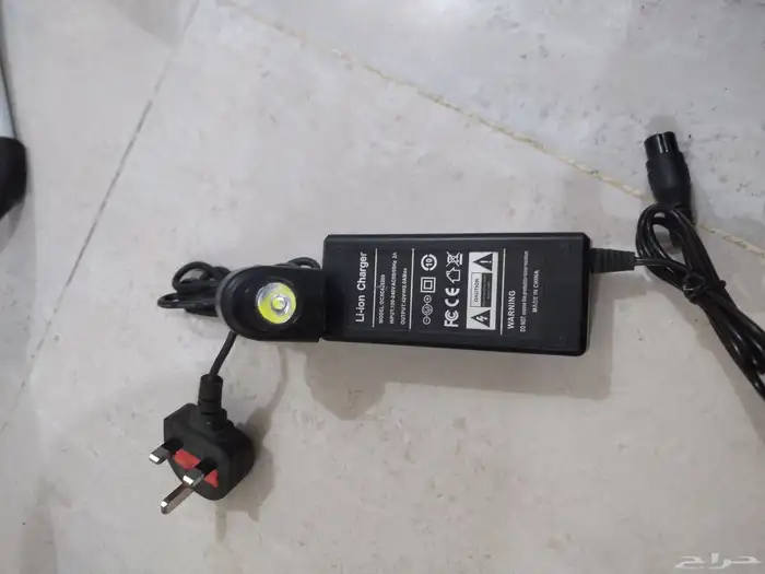 جنط سكوتر شاومي مع شاحن 36 فولت مع نور سكوتر شاومي شغال 4