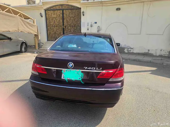 مخزن للبيع BMW Large شاص طويل ممشى قليل 163000 الف كم 2