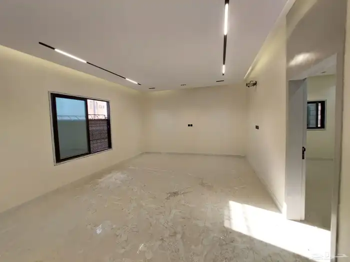 للبيع شقه تمليك نظم دبلكس مخطط 91جديدة مدخل خاص 0