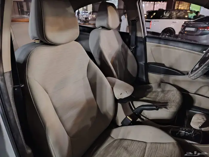 اكسنت 2016 ماشيه 120 ألف 7