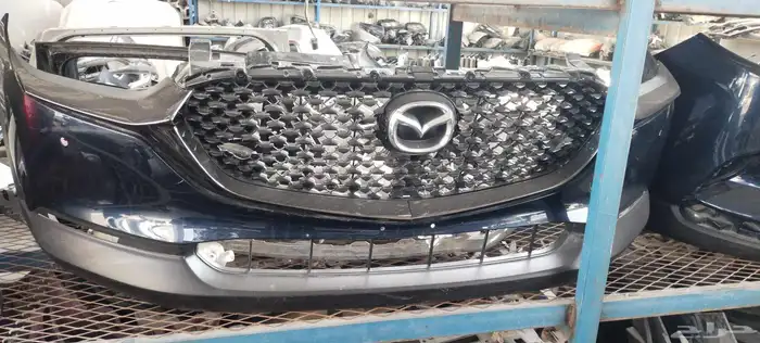 صدام مازدا 5