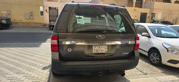 فورد اكسبيديشن 2016 14