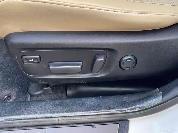 تويوتا افالون 2015Lmit فل سعودي 13