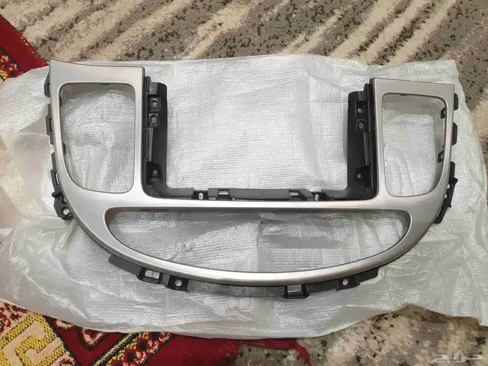 للبيع شاشة جنسس 2013 4