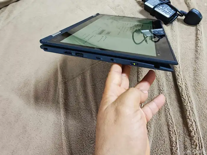 لابتوب لينوفو كور اي 7 مع قلم وشاشه لمس سريع جدا 2