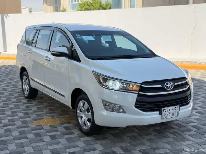 تويوتا انوفا 1