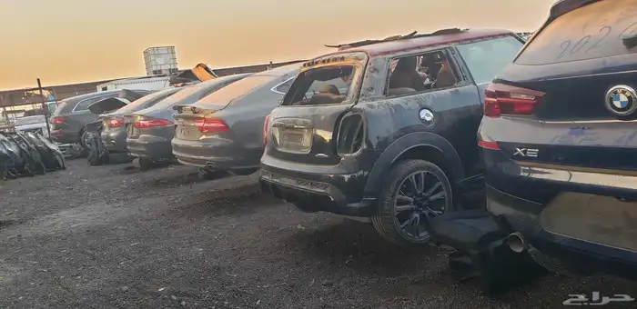 نوفر جميع قطع غيار السيارات وكاله من تشليح الحائر 1