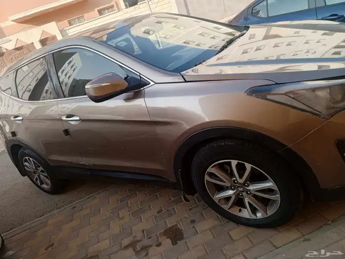 Hyundai SantaFe Model 2014 for sale 6