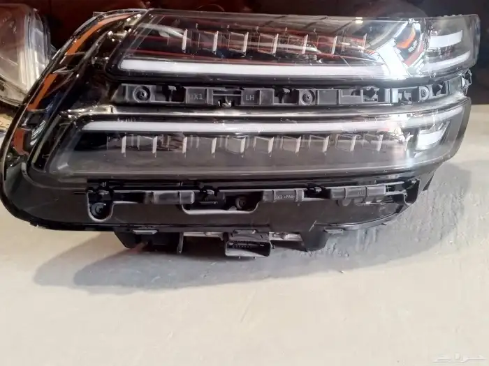 شمعات امامي جنسس Gv80موديل 2024 2025 1