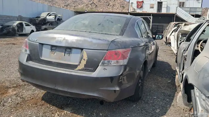 للبيع قطع غيار مستعمله هوندا اكورد موديل 2008 0