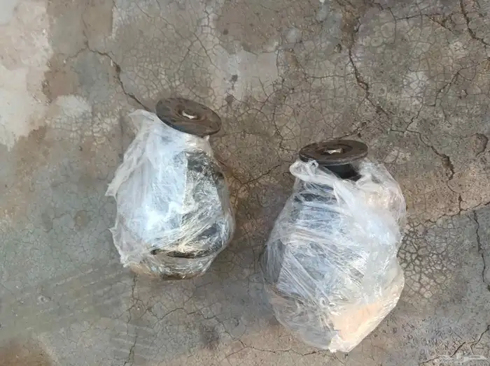 كرونة فتك 4800 اماميه نظيفه علئ الشرط مقاس 11 مطلوب فيها 450 0