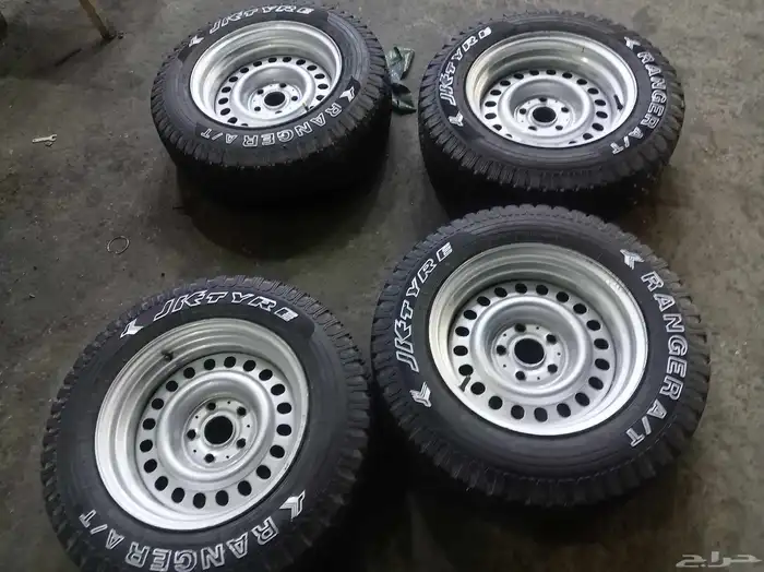 جنوط هيلكس مرسيدس مبرز 2صانتي كفرات حجري مقاس 15 70 205 2