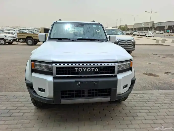 تويوتا برادو TXL3 بنزين ابيض م 2025 1