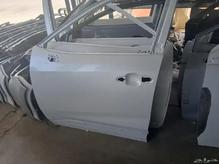 باب امامي يسار رافور 2025 2024 20223 2022 2021 2020 0