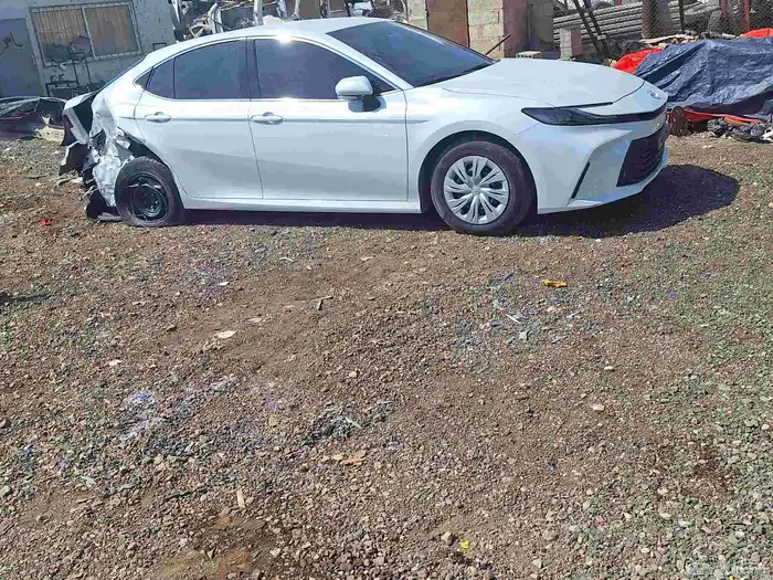 تشليح الحاير قطع غيار كامري من مديل 2018الى2025 2