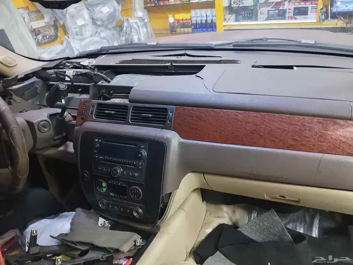 تصليح مقبض ديكور الباب سيرا مع تركيب قشرة طبلون جمس يوكن 9