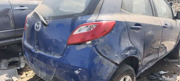 اسطبات خلفيه مازدا 2 موديل 2009اصليه وكالة 1