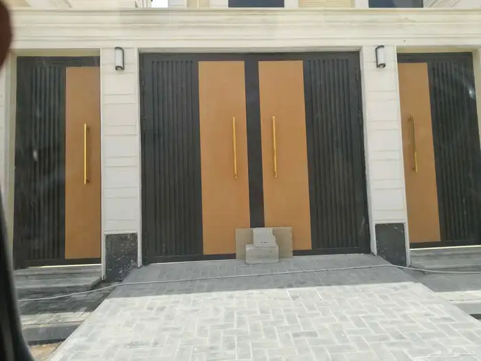 حديد ابواب كلادينج  ليزر  حديد  المنيوم 7