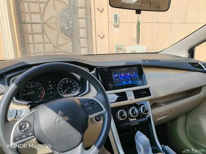 ميتسوبيشي اكسباندر2023 3