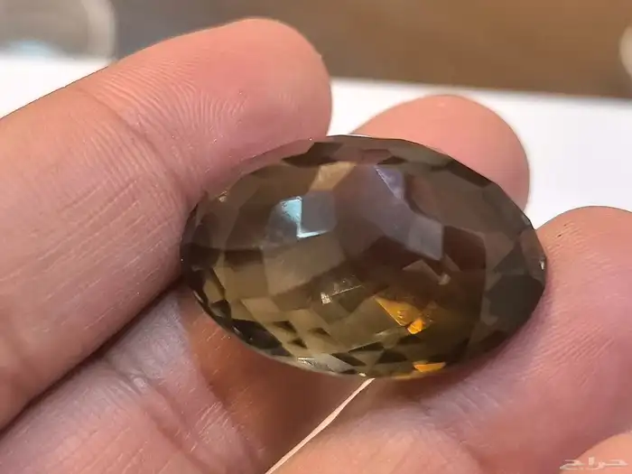 حجر كوارتز دخاني طبيعي 3