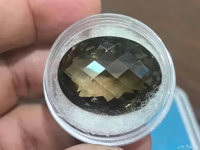 حجر كوارتز دخاني طبيعي 0