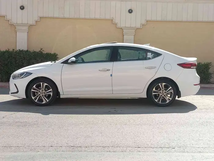 هونداي النترا ( 2018 )فل كامل وارد لمجدوعي نظيف بحالة ممتازة 6