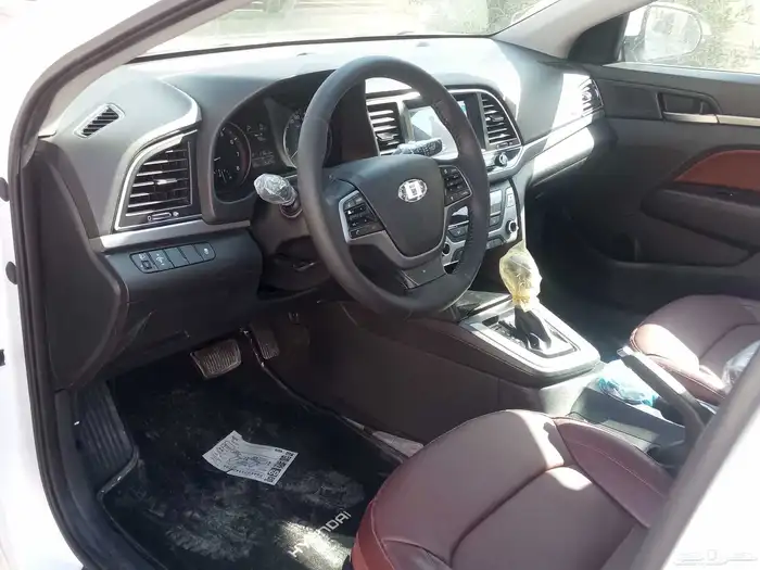 هونداي النترا ( 2018 )فل كامل وارد لمجدوعي نظيف بحالة ممتازة 15