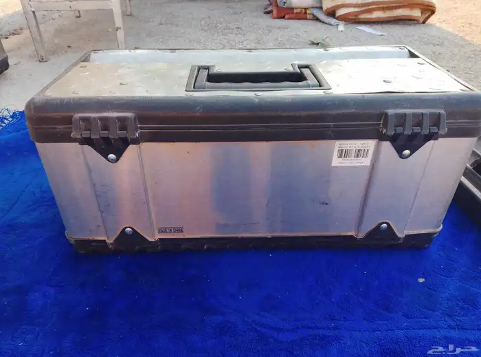 للبيع صندوق عده 0