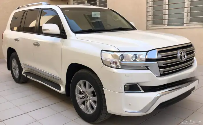 لاندكروزر 2017 GXR 20