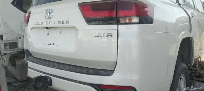 يوجد لدينا جميع انواع قطع غيار السيارات المستخدمه تشليح 1