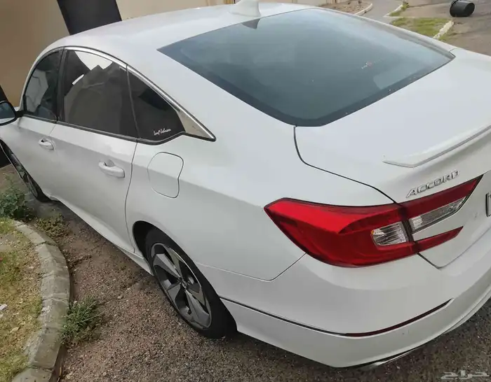 هوندا اكورد 2018 3