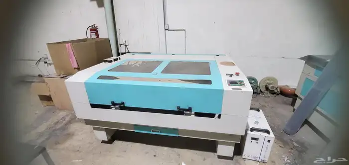ليزر مكينه 130 90 نظيفه جدا مشروط بكامل أغراضها للبيع 0