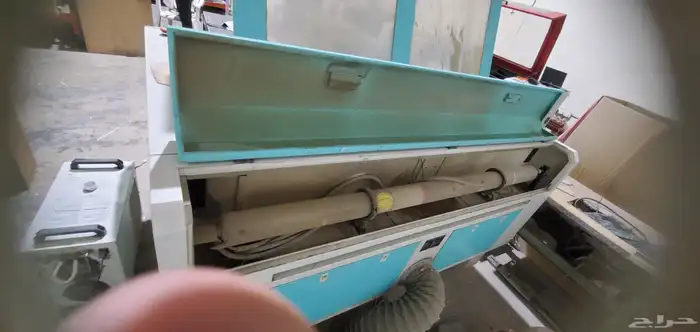 ليزر مكينه 130 90 نظيفه جدا مشروط بكامل أغراضها للبيع 3