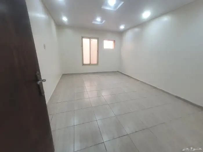 للايجار شقه ارضيه عوائل حى الفيحاء بالدمام السعر22الف دفعات 13