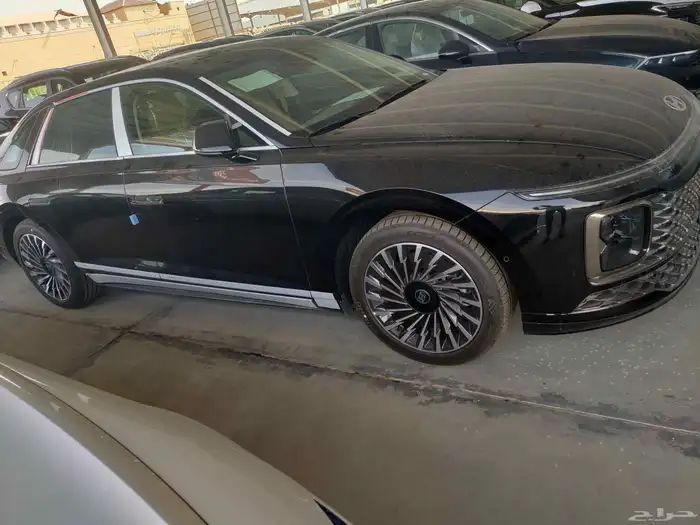 هيونداي ازيرا كالجرافي 2025 2