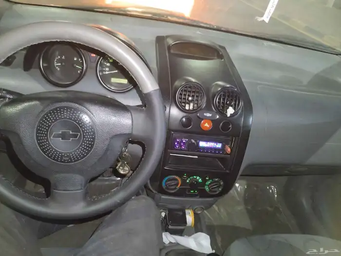 سياره شفروليه افيو 2005 قير عادي للبيع 3