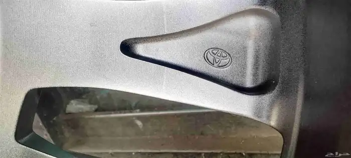 جنوط و الكفرات جيف تويوتا لاندكروزر مقاس 20 أصلي وكاله موديل 9