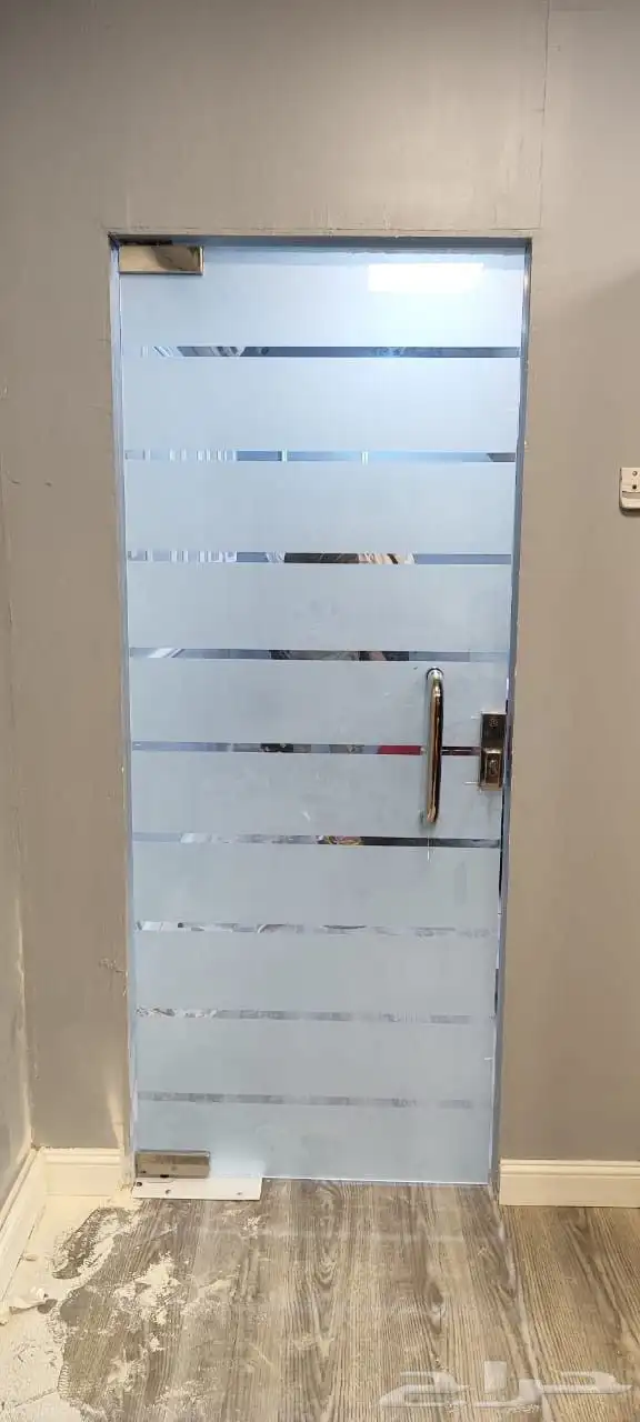 مكاتب زجاج سيكوريت صيانه أبواب 6