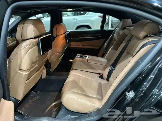 بي ام دبليو Li 740 2013 4