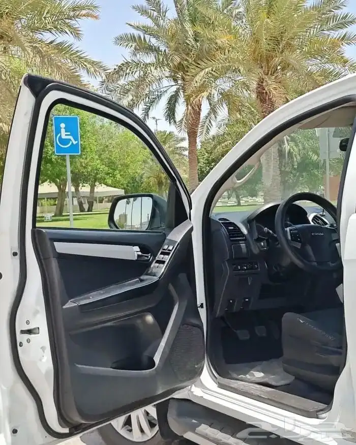 ايسوزو ديماكس 2020 دبل LS 20